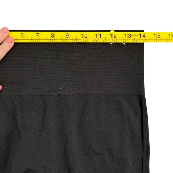 FLEX Own‎ It Black High-Waisted Seamless Athletic Booty Shorts XL - Picture 4 of 6